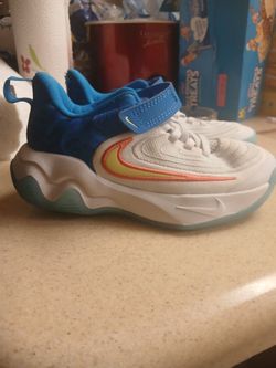 Kids Nike 11C $20