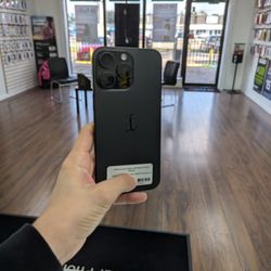 iPhone 15 Pro Max Unlocked 256GB