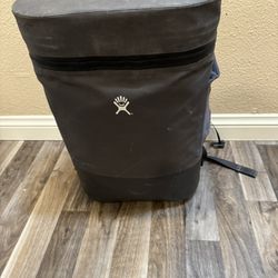Hydro Flask Cooler Backpack 