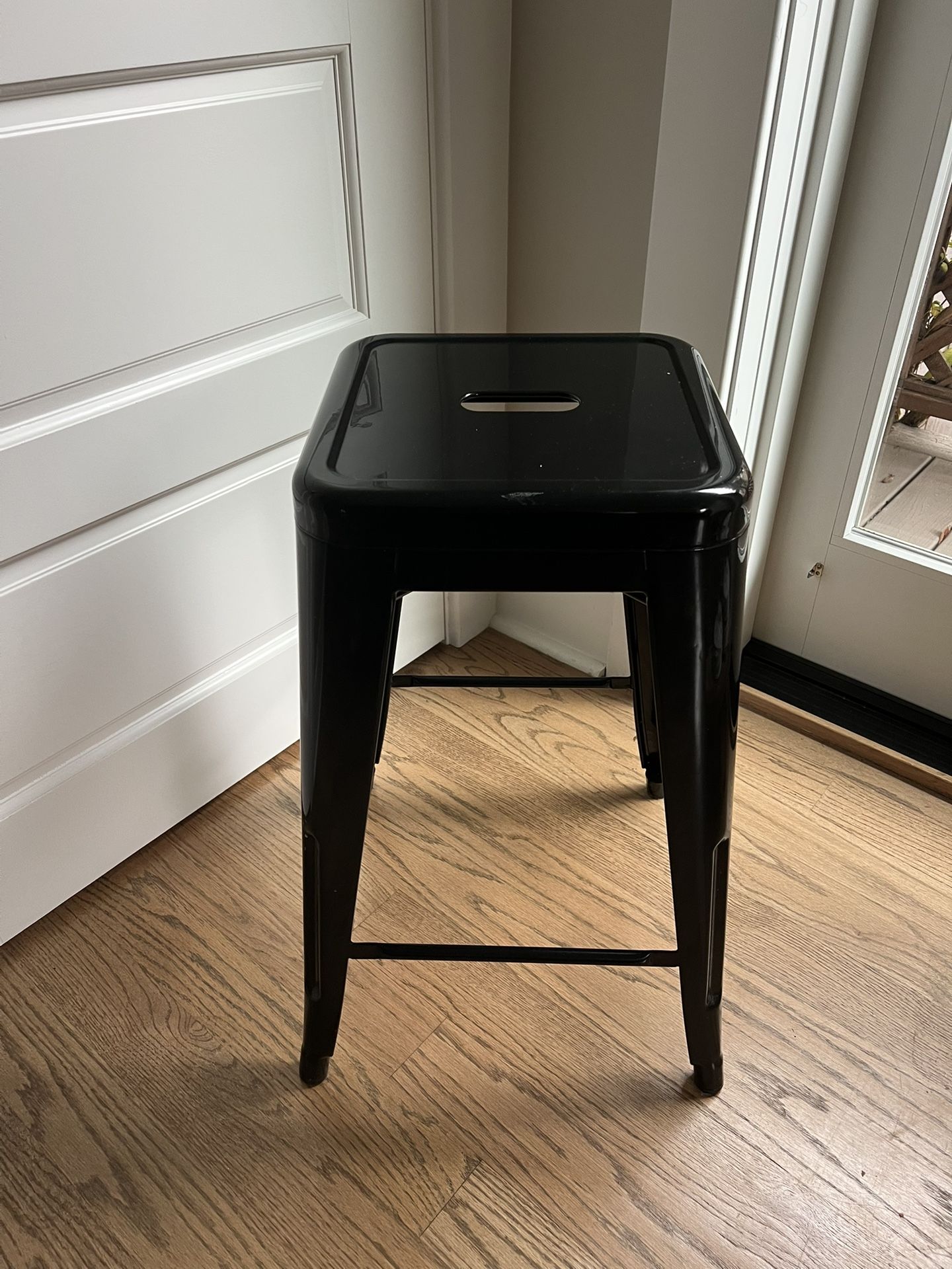 Classic Black Metal Indoor/outdoor Counter Stools.