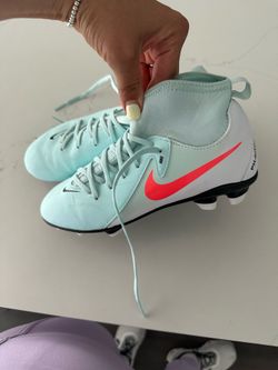 Nike soccer cleats size 2