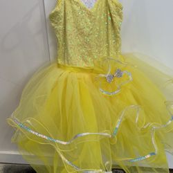Ballerina dress with beautiful yellow sequin and diamond detail girls size 5–7