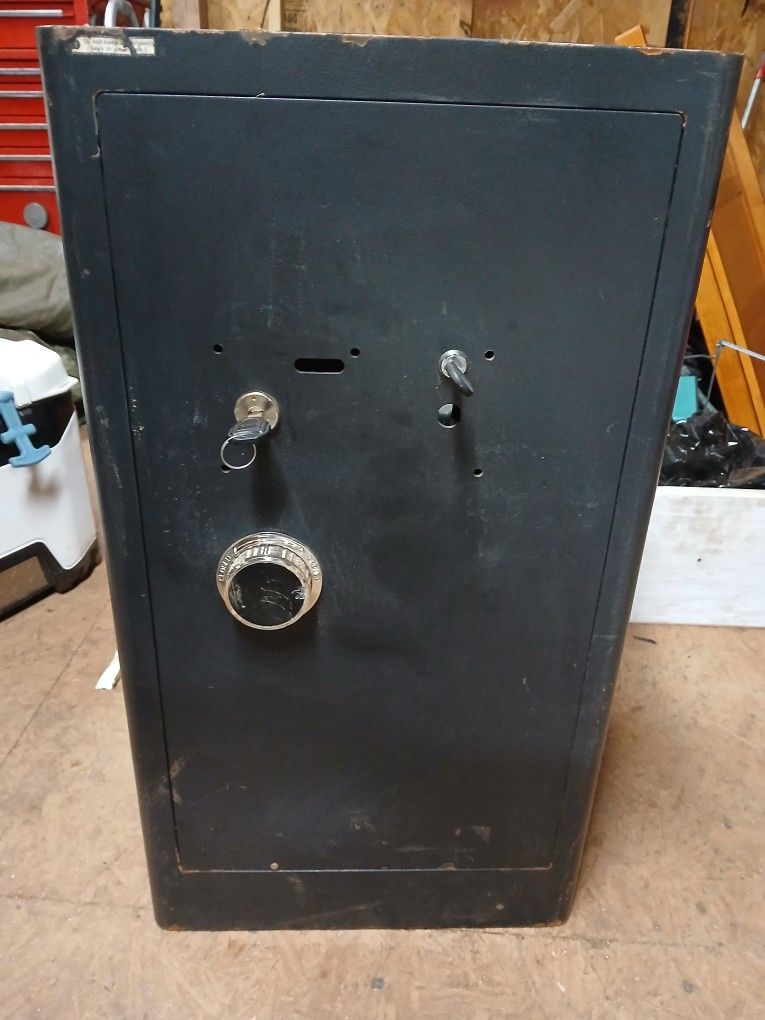 Double Key Heavy-Duty Fireproof Safe with Shelves & Interior Compartment