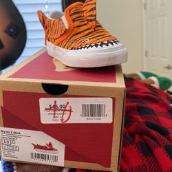 Vans Size 4t