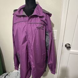 Girl Scouts Womens Rain Jacket/ Gray Sweatshirt 