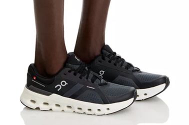 On Women's Cloudrunner