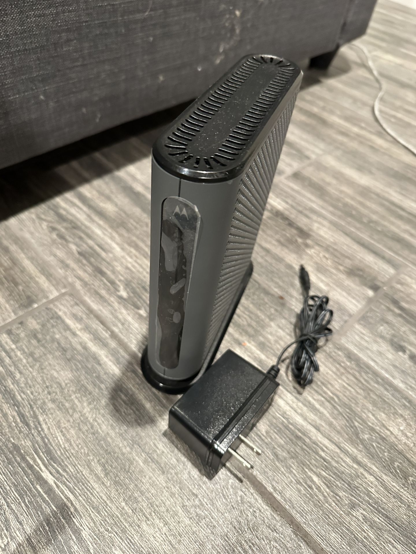 Motorola Modem Model: MB7621