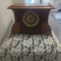 Antique Mantel Clock 1880s
