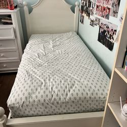 Twin Bed