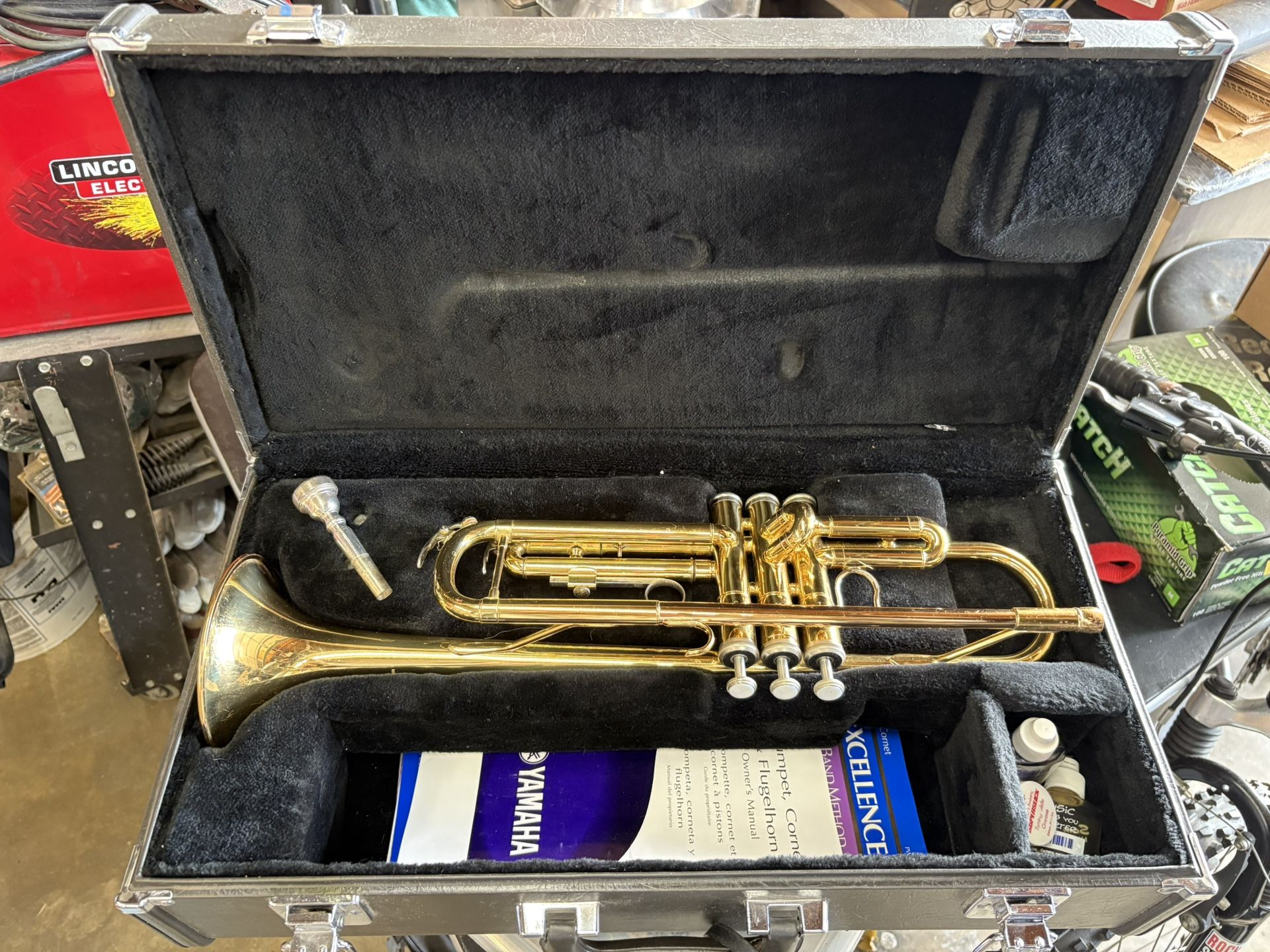 Yamaha Trumpet YTR2335