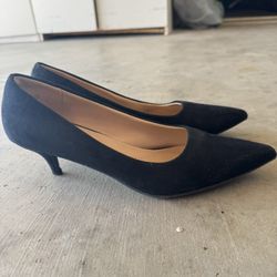Women’s Size 10 Heels Pumps Small Heel 