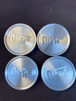 Niche center rim caps