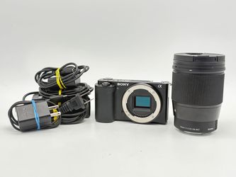 Sony ZV-E10 Digital Camera w/ 16-50mm Lens Charger USB-C