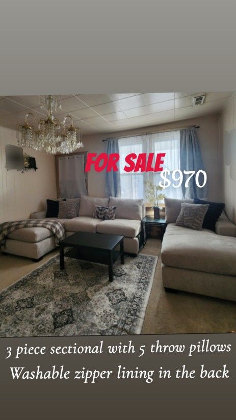 3 Piece Sectional New Condition