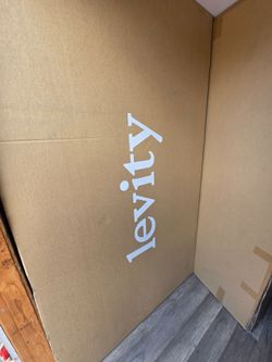 LEVITY DINNING TABLE ONLY