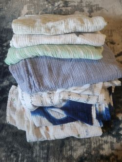 Cloud Island Light Blankets