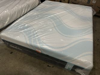 Brand New Sealed Bag Queen Tempurpedic PROBREEZE Medium Mattress $4600