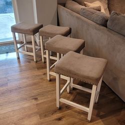 4 Modern Counter Bar Stools Gray And White
