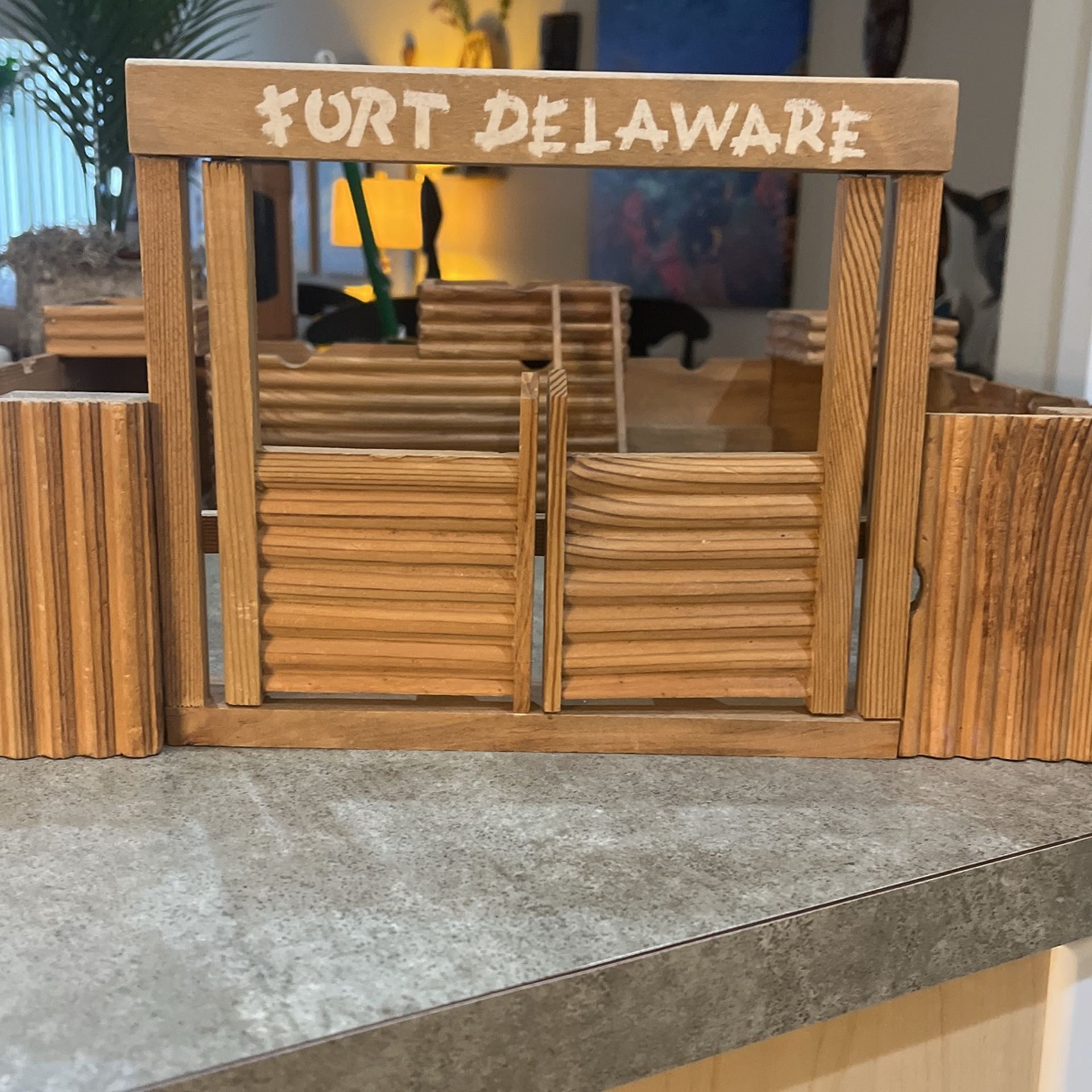Fort Delaware-Vintage 1960’s Western Toy