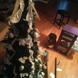 Artificial Pre-lit And Decorated Popup Christmas Tree