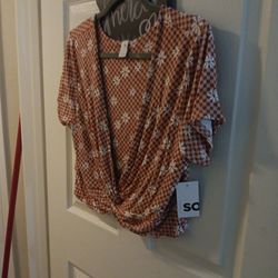 NEW  Women  Blouse XXL.