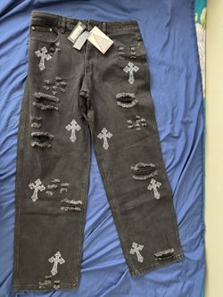 Relax fit rhinestone cross ripped jeans