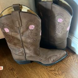 girl cowboy boots