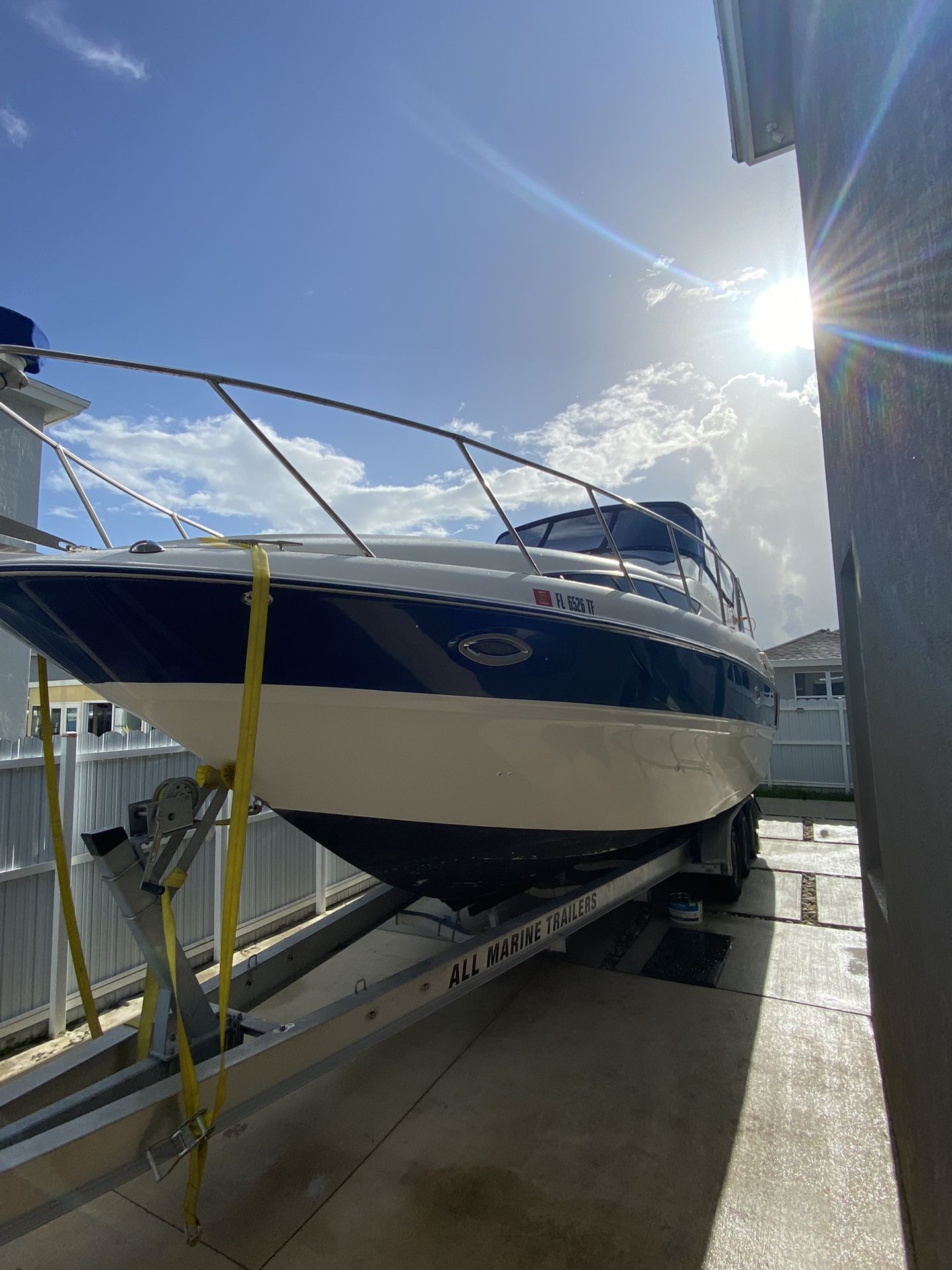 Bayliner 305