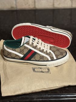 Gucci Sneakers