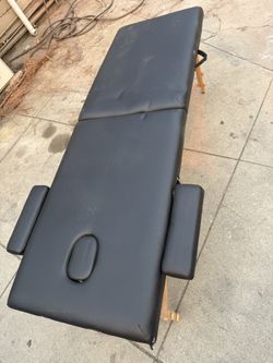 Massage Table 