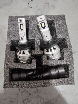 Bright Yellow 3000k 9005 Can Be Used For Fog Lights.