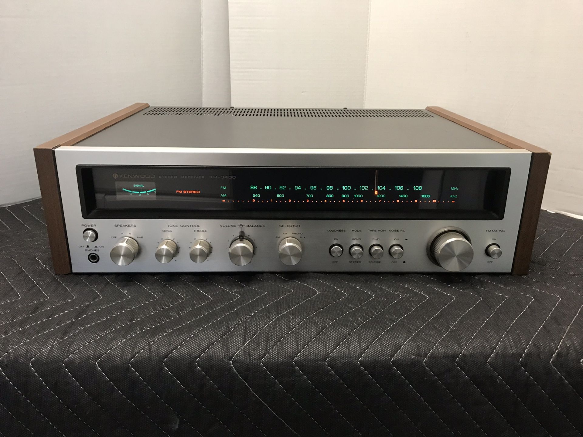 Kenwood KR-3400 Stereo Receiver AM/FM Tuner Amplifier VINTAGE! RARE!