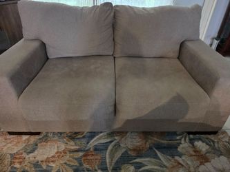 Sofa & Loveseat