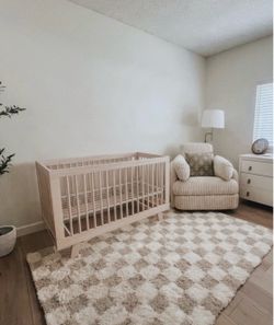 Nursery rug checkered