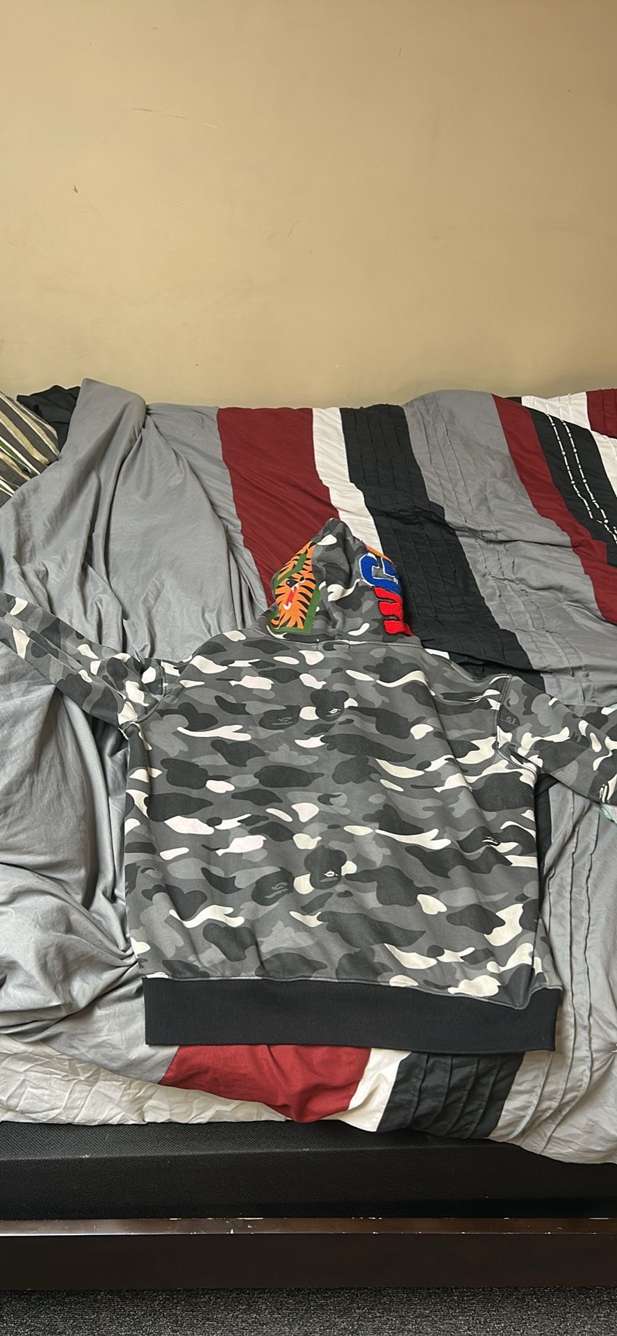 Bape Hoodie Medium