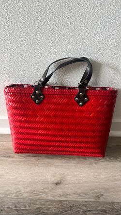 red purse