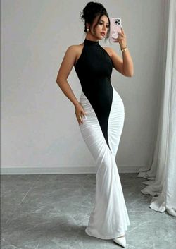 Elegant Black and white Maxi long dress