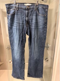 Levis Signature Gold Bootcut Denim Jeans