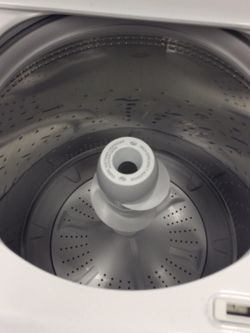 Whirlpool Stove 4 Burner Electric white 30 in. 1 year warranty Model #WFES3030RW