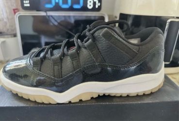 BOYS Air Jordan 11 Retro Low Black Sneakers SZ 13