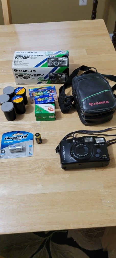 Fugi Discovery 270 Zoom 35mm Camera
