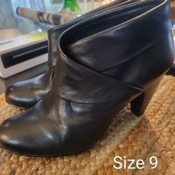Woman's  LEATHER Boots 