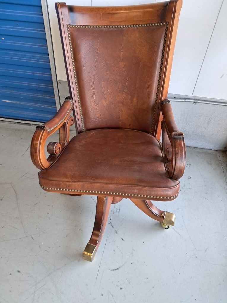 Vintage Chair TAKING OFFERS