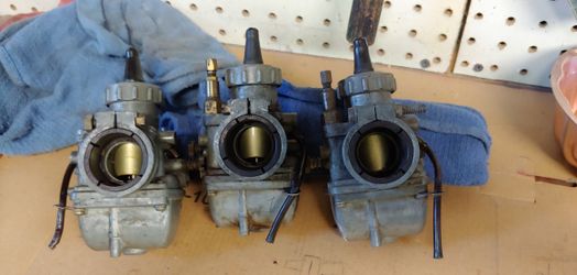Motorcycle carburetors