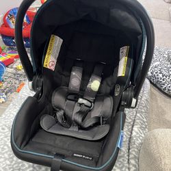 Baby Car Seat Graco SnugRide 35 Lx WITH BASE