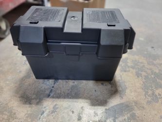 4 Battery Boxes