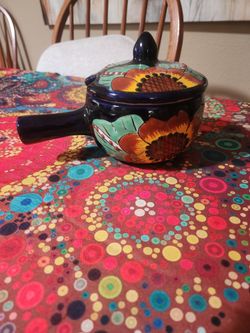Talavera Crock with handle / Pot with lid