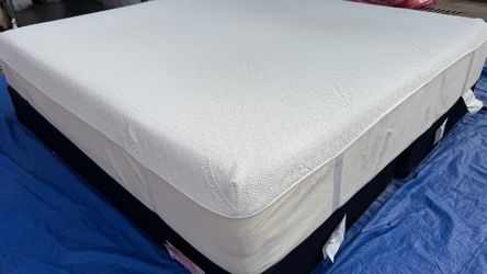 🔥🔥TEMPURPEDIC LUXE King Size Mattress 🔥🔥