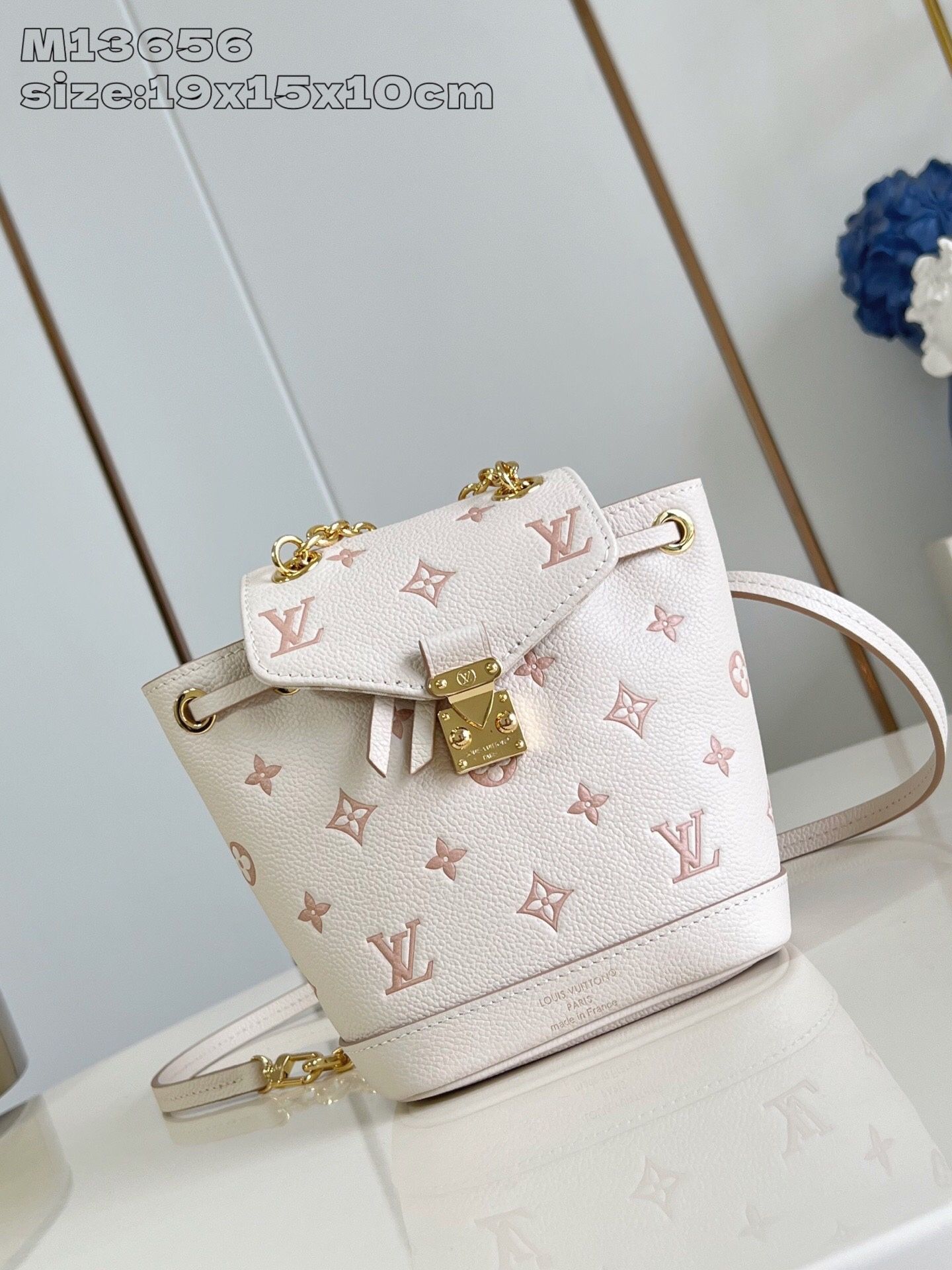 Women's fashion chain bag