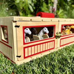 (Melissa & Doug) Take-Along Show-Horse Stable